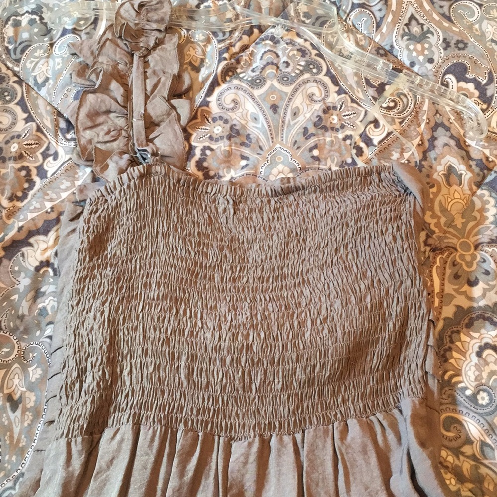 Gorgeous taupe flower 🌺 jumpsuit, size small - Picture 7 of 7